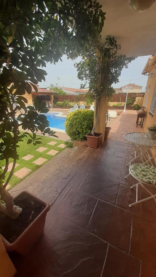 Chalet Vacacional Con Piscina Privada Y Barbacoa Таррагона Экстерьер фото